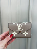 PRE-ORDER Victorine Wallet Dove/Cream