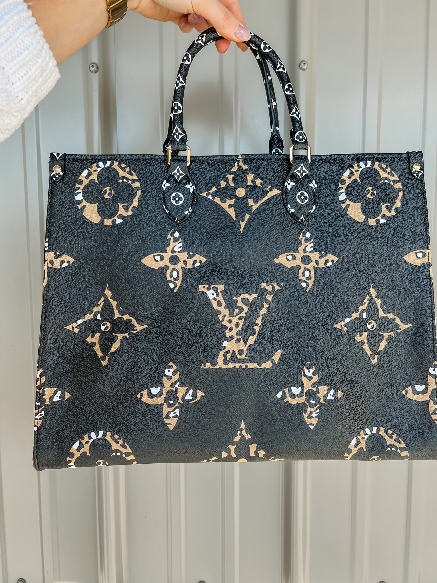 IN STOCK Onthego Leopard GM Tote